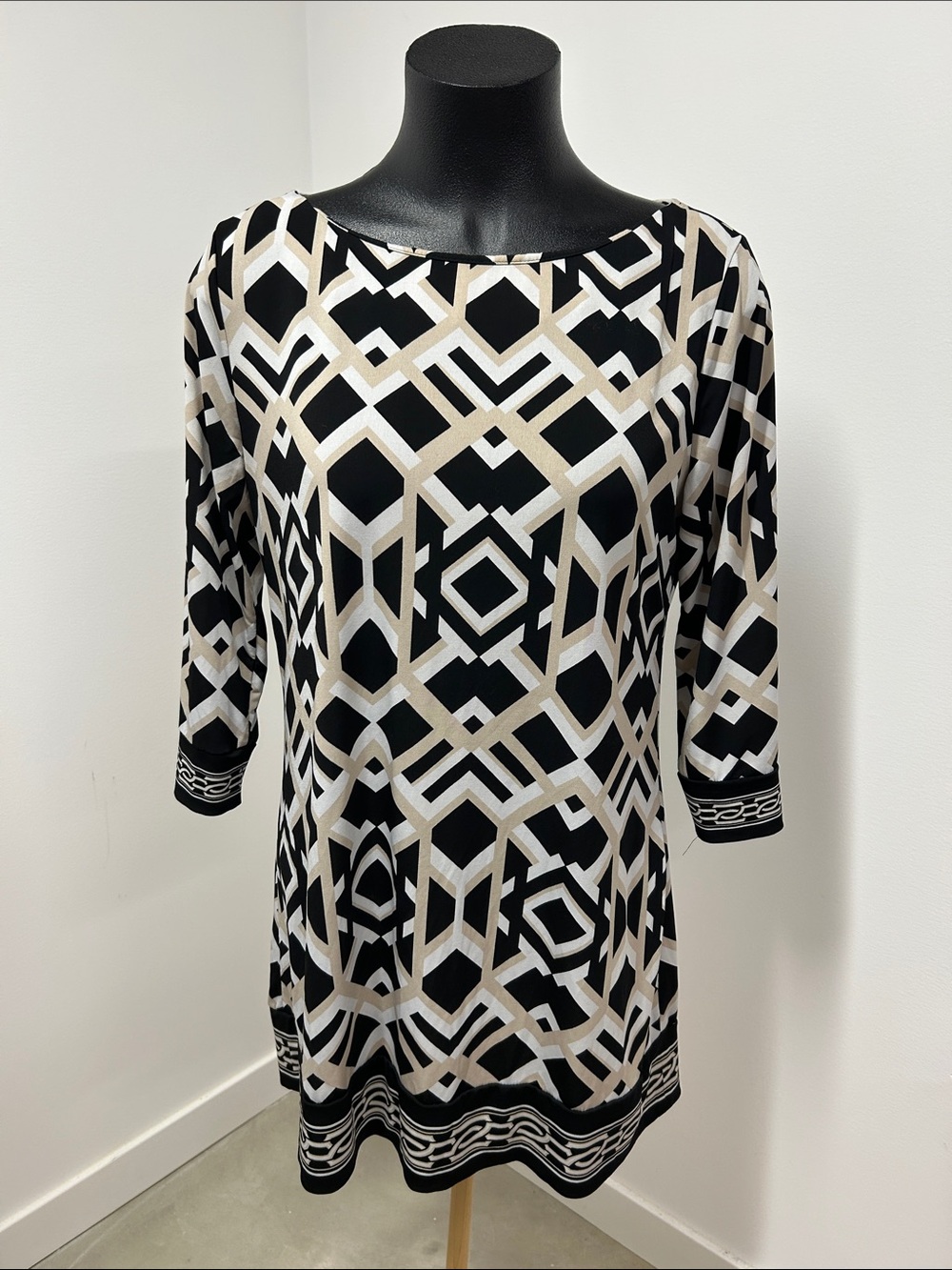 White House / Black Market Geometric Black and Cream Tunic dress